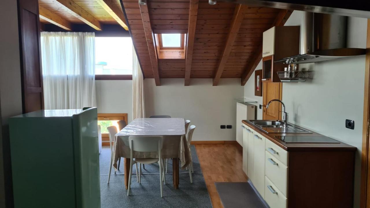 Appartamento Modenese 8 Peschiera del Garda Buitenkant foto